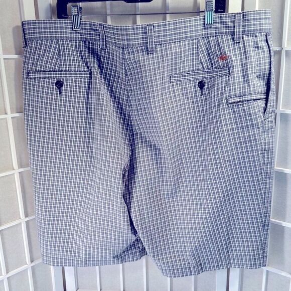 Dockers Shorts - Picture 10 of 11